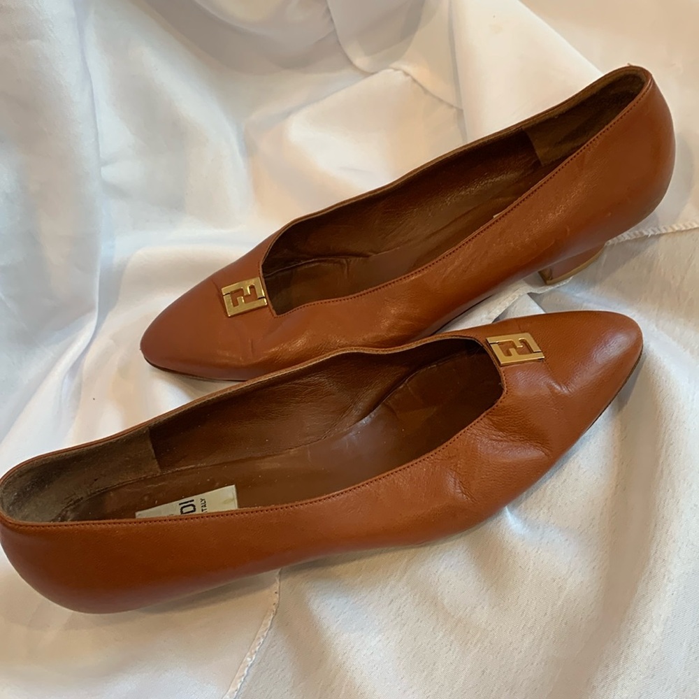 FENDI - not outlet - authentic